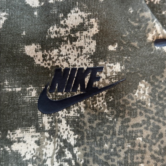 Nike tech fleece Black and Gray Camouflage Joggers size small slim fit nwt - Picture 4 of 16